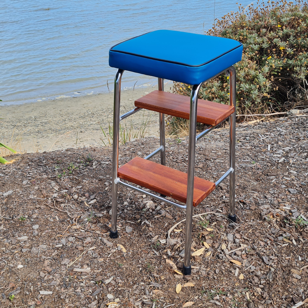 Retro Chrome Step Stool - Seat