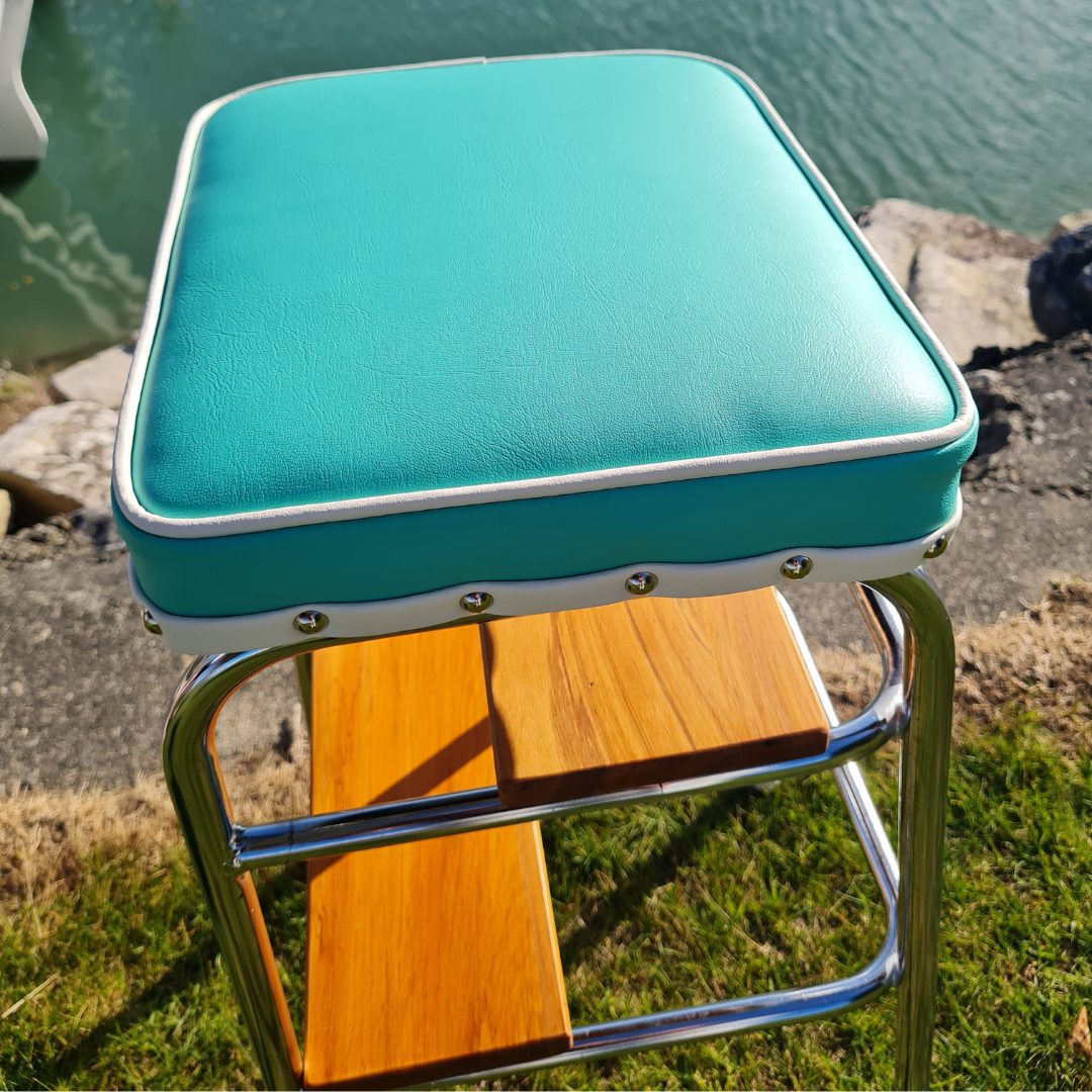 Retro Chrome Step Stool - Seat