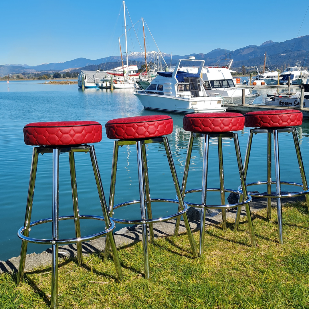Set of 4 swivel Bar Stools