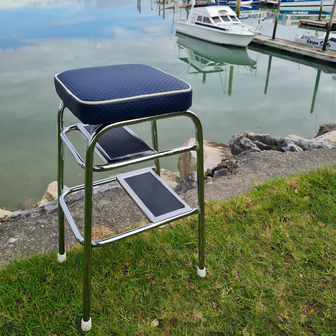Retro Chrome Step Stool - Seat