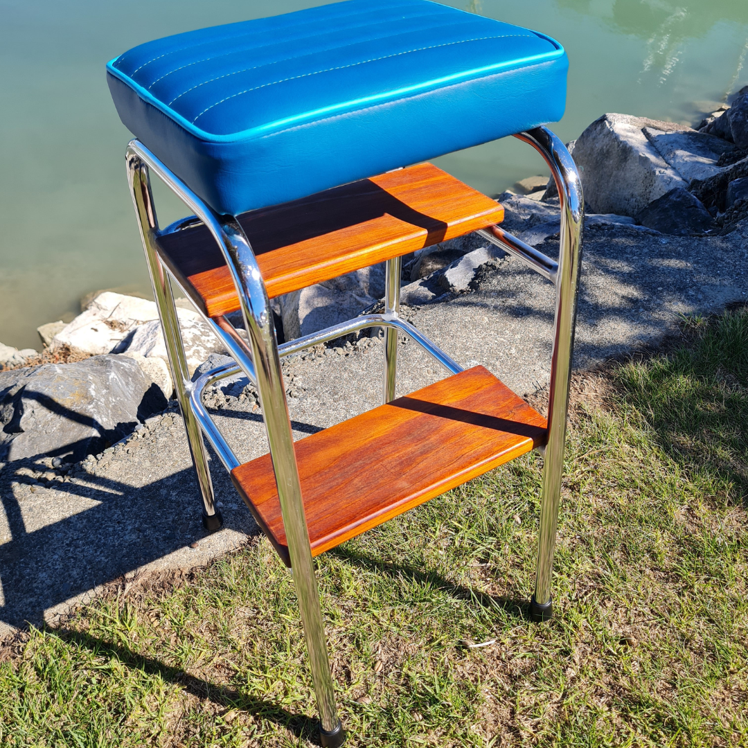 Retro Chrome Step Stool - Seat