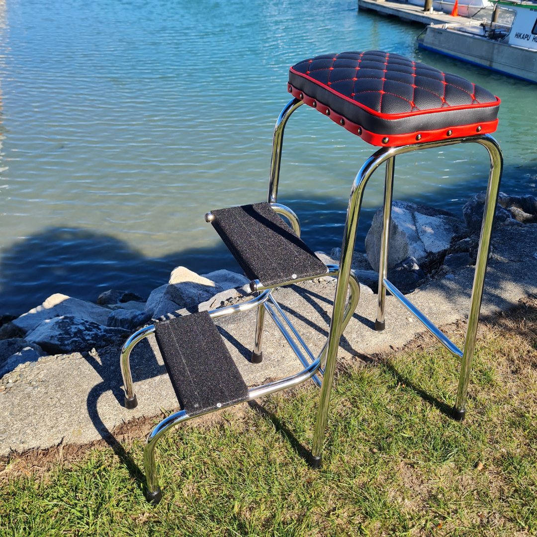 Retro Chrome Step Stool - Seat