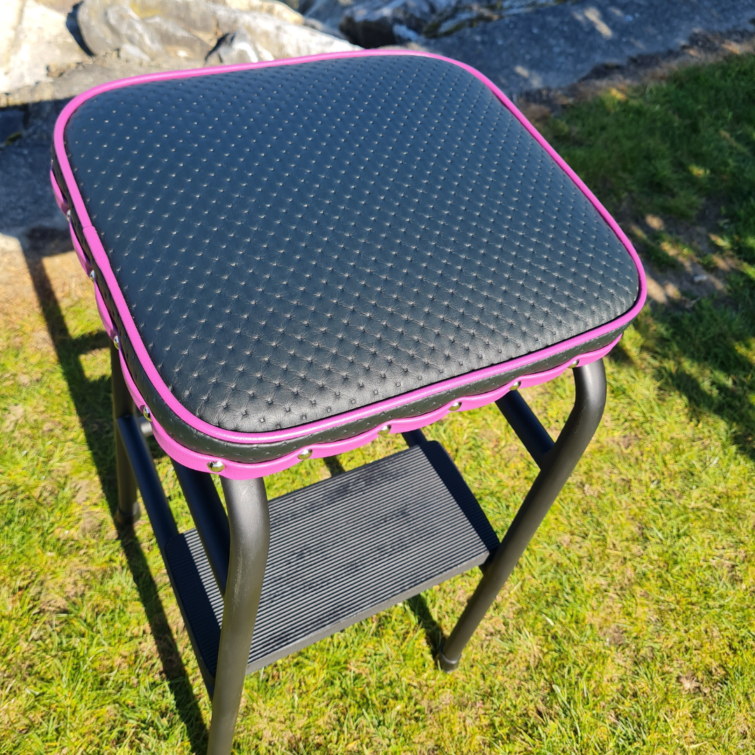 Retro Painted Step Stool - Seat Black