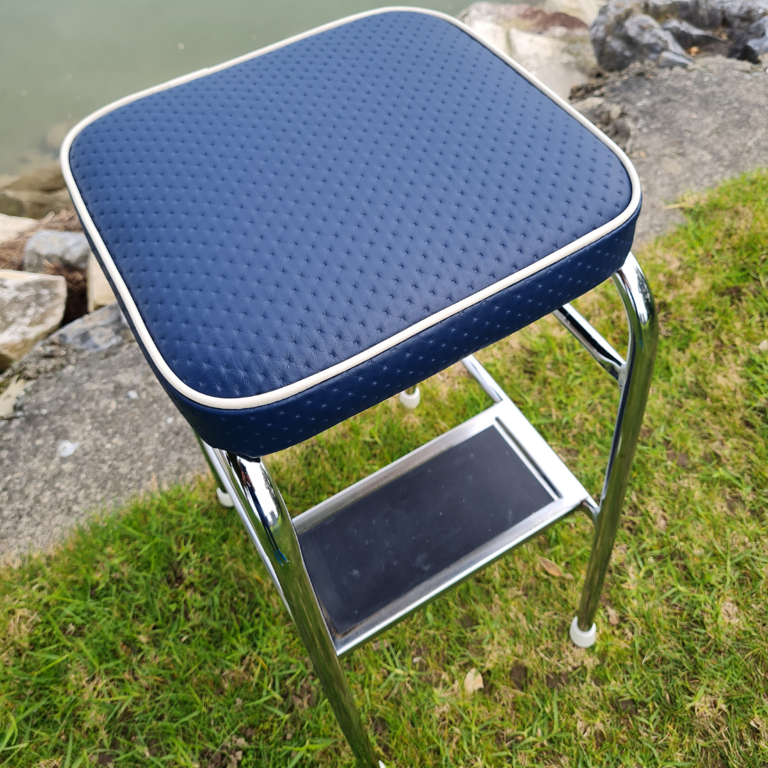 Retro Chrome Step Stool - Seat