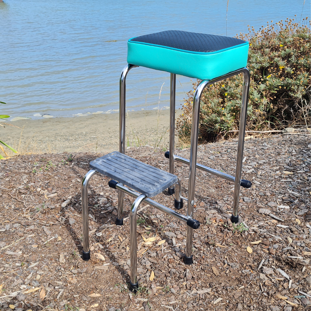 Retro Chrome Step Stool - Seat