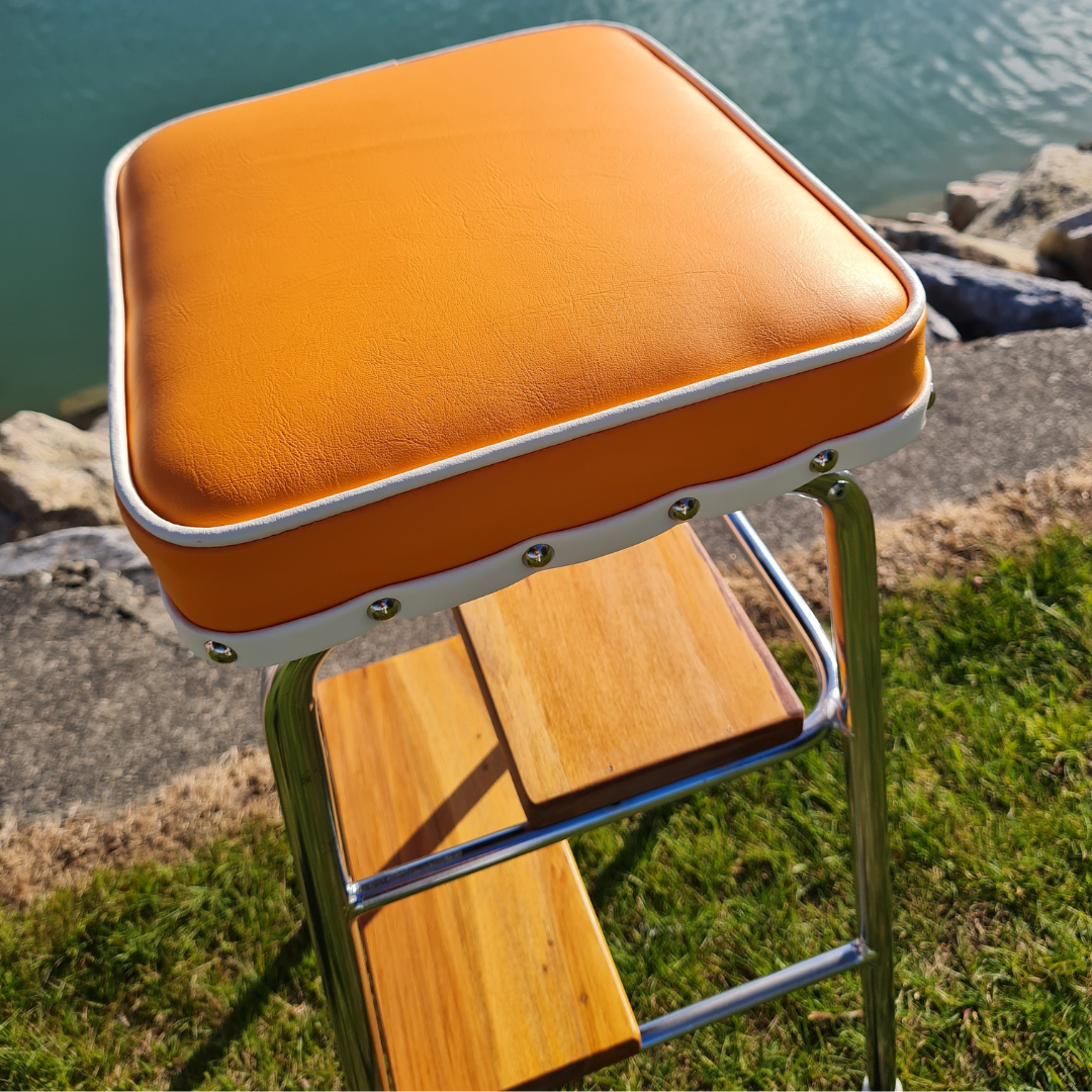 Retro Chrome Step Stool - Seat