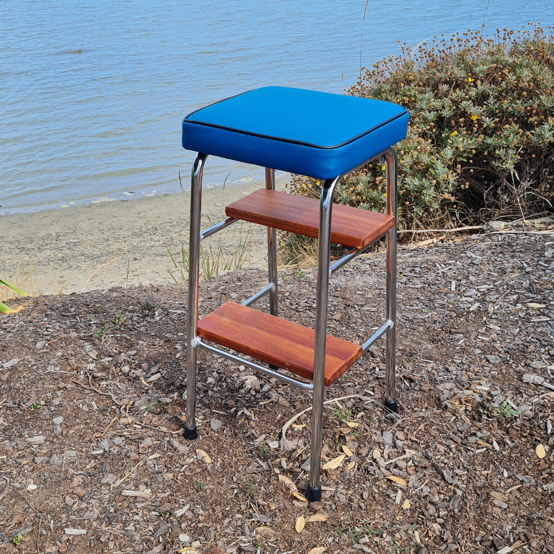 Retro Chrome Step Stool - Seat