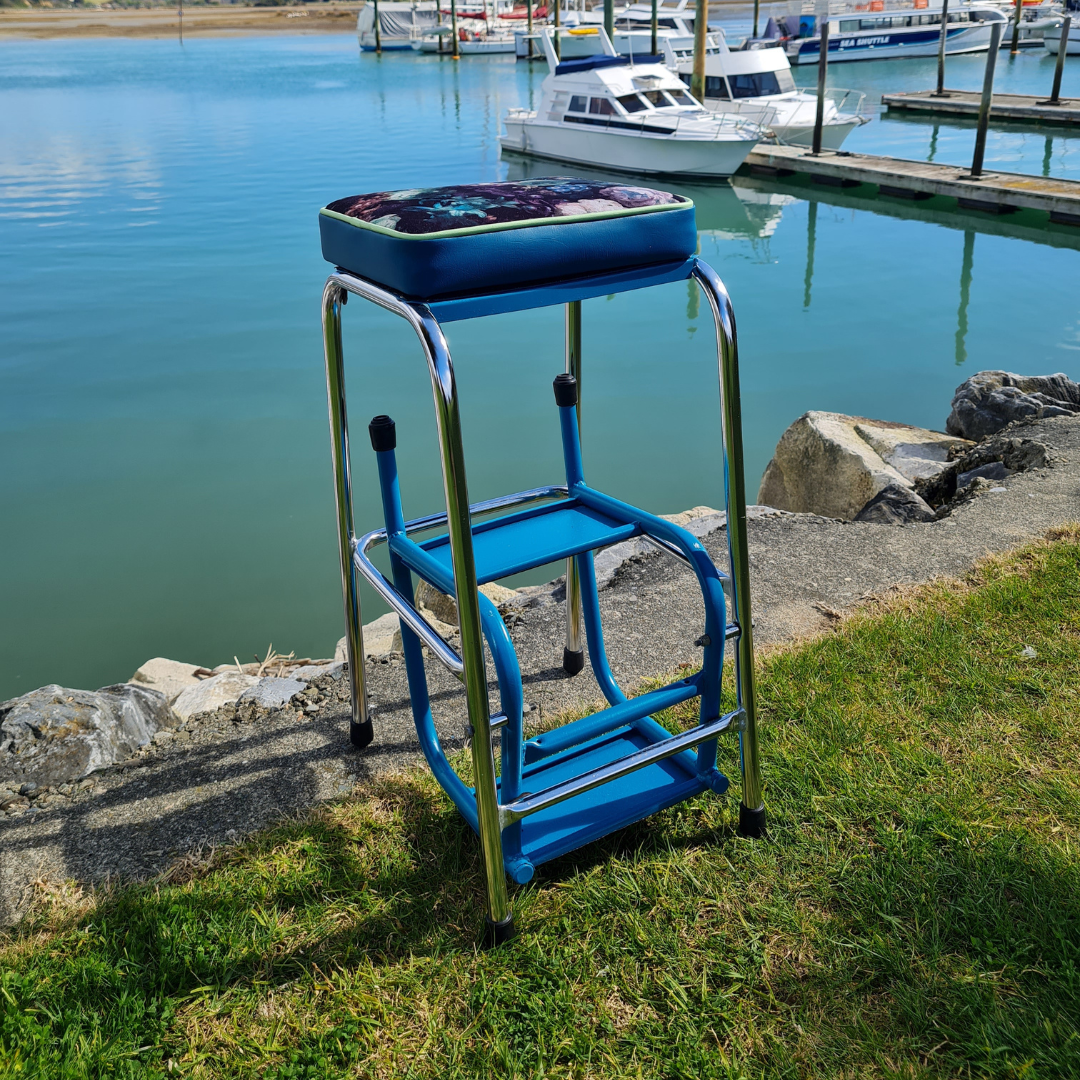 Retro Chrome Step Stool - Seat