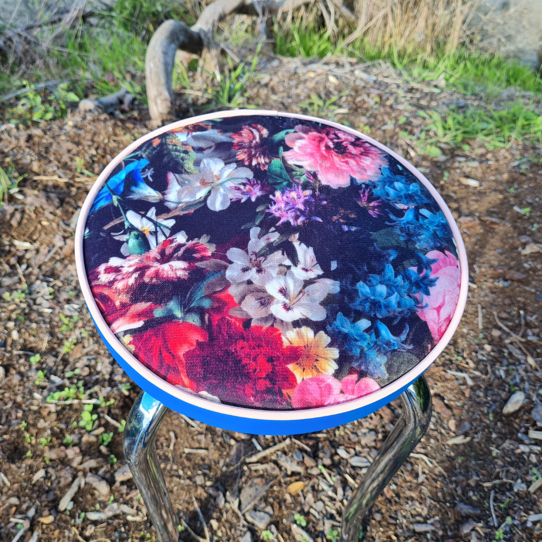 Retro Chrome Stool - Seat - Flower bomb