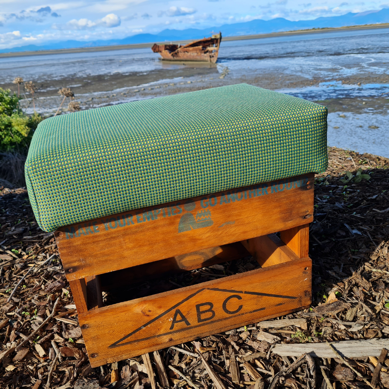 Footstool / Seat ABC Beercrate Base