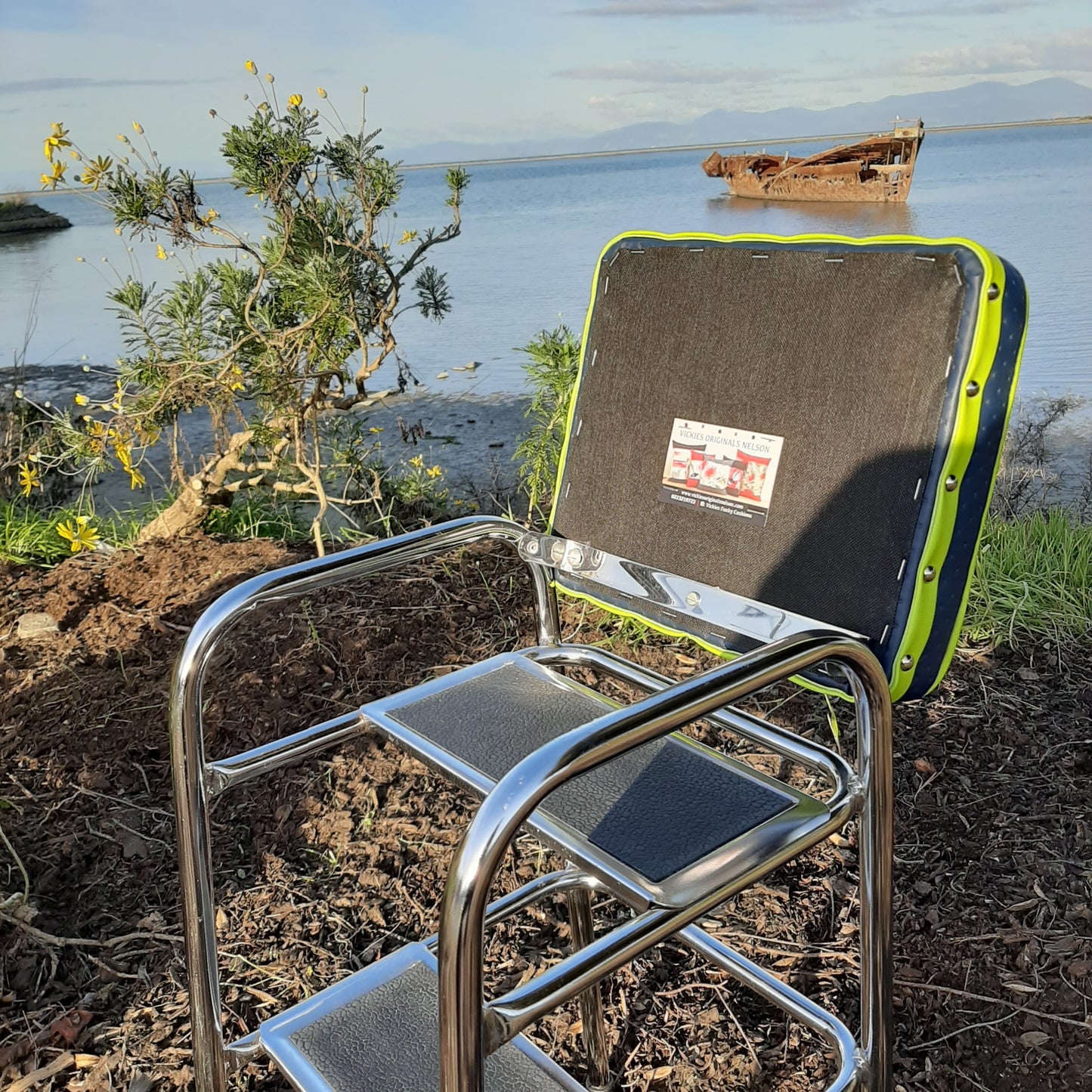 Retro Chrome Step Stool - Seat