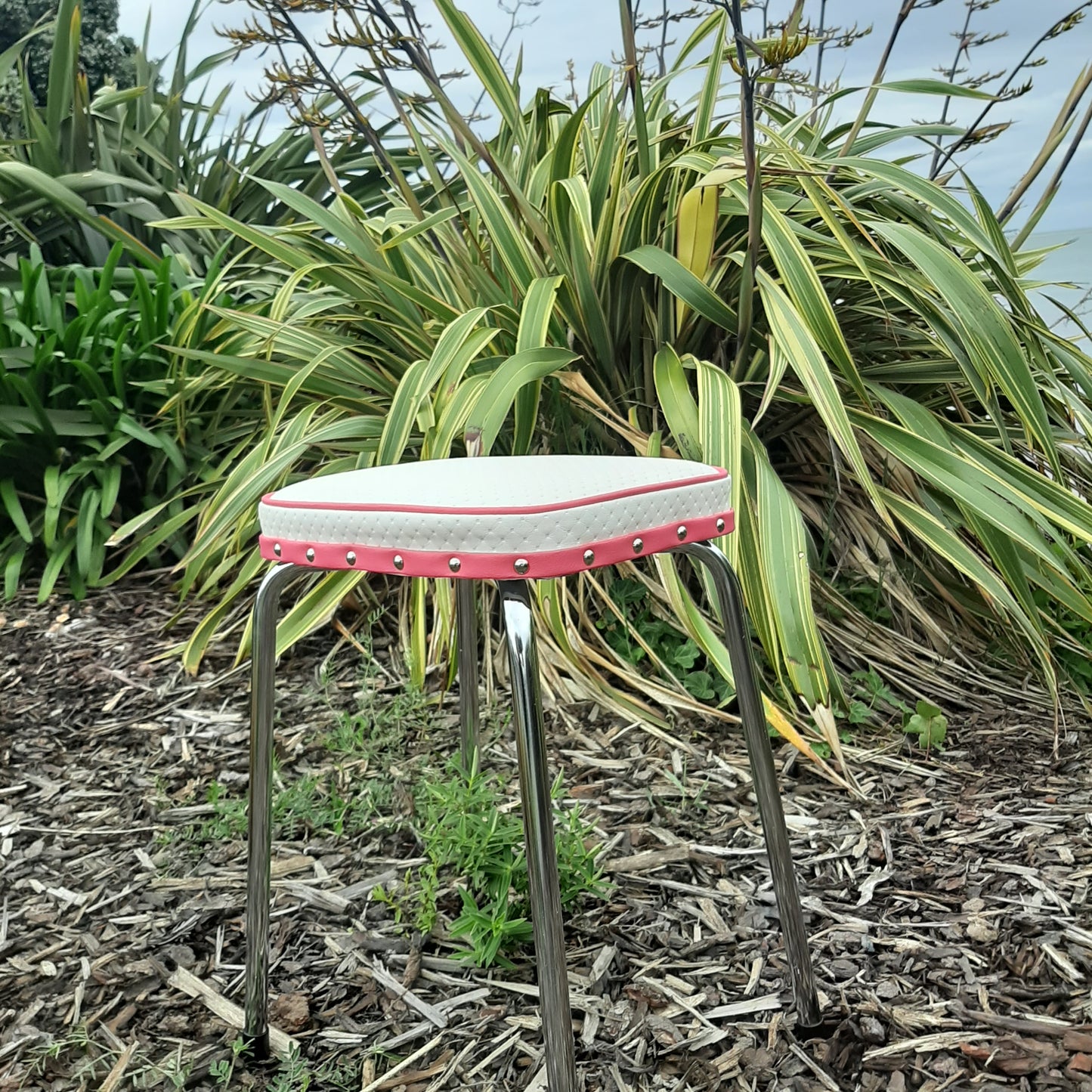 Retro Chrome Stool - Seat