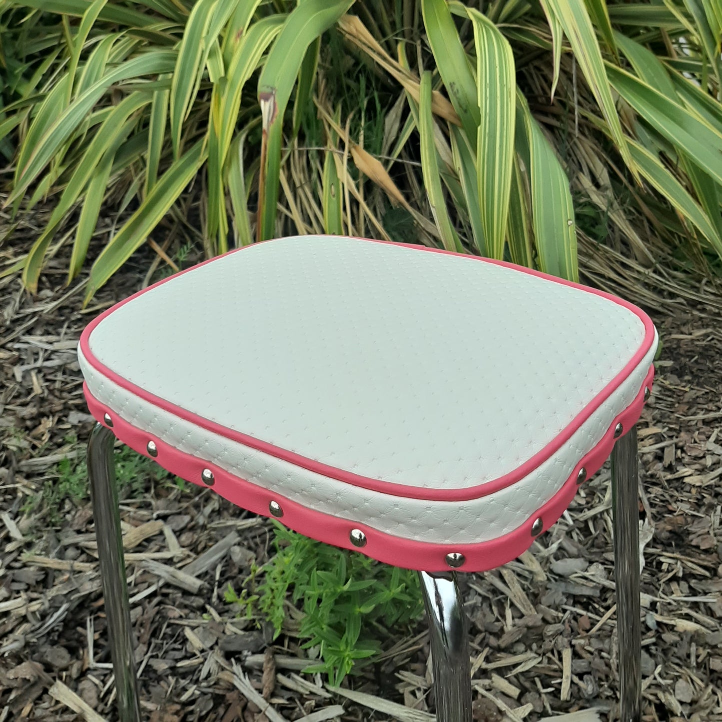 Retro Chrome Stool - Seat