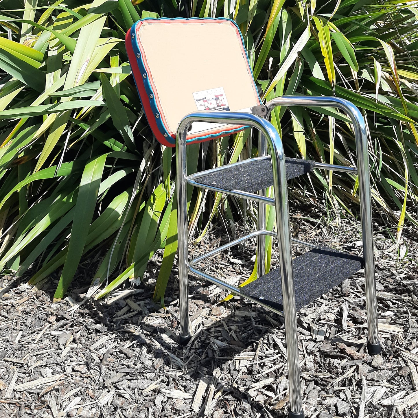 Retro Chrome Step Stool - Seat