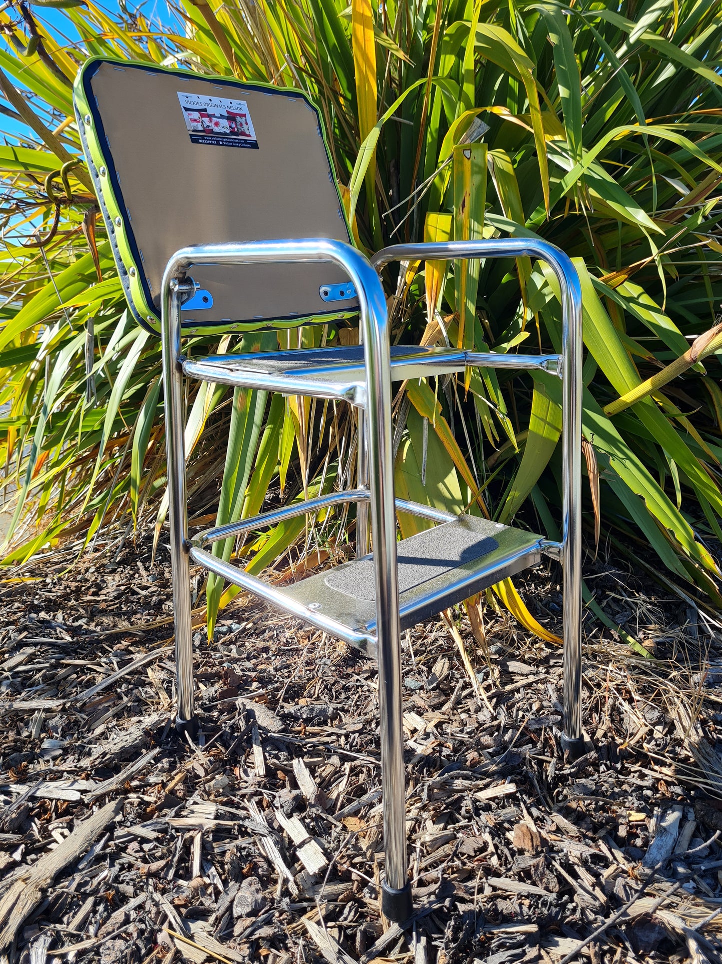 Retro Chrome Step Stool - Seat - Blue with Lime Piping