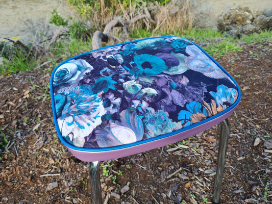 Retro Chrome Stool - Seat - Flower bomb - Blues