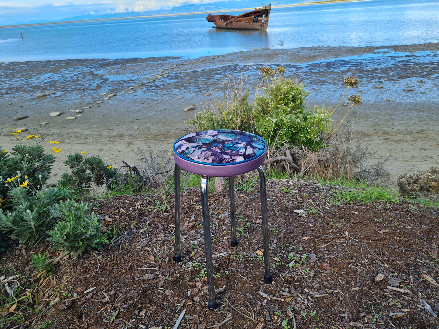 Retro Chrome Stool - Seat - Flower bomb - Blues