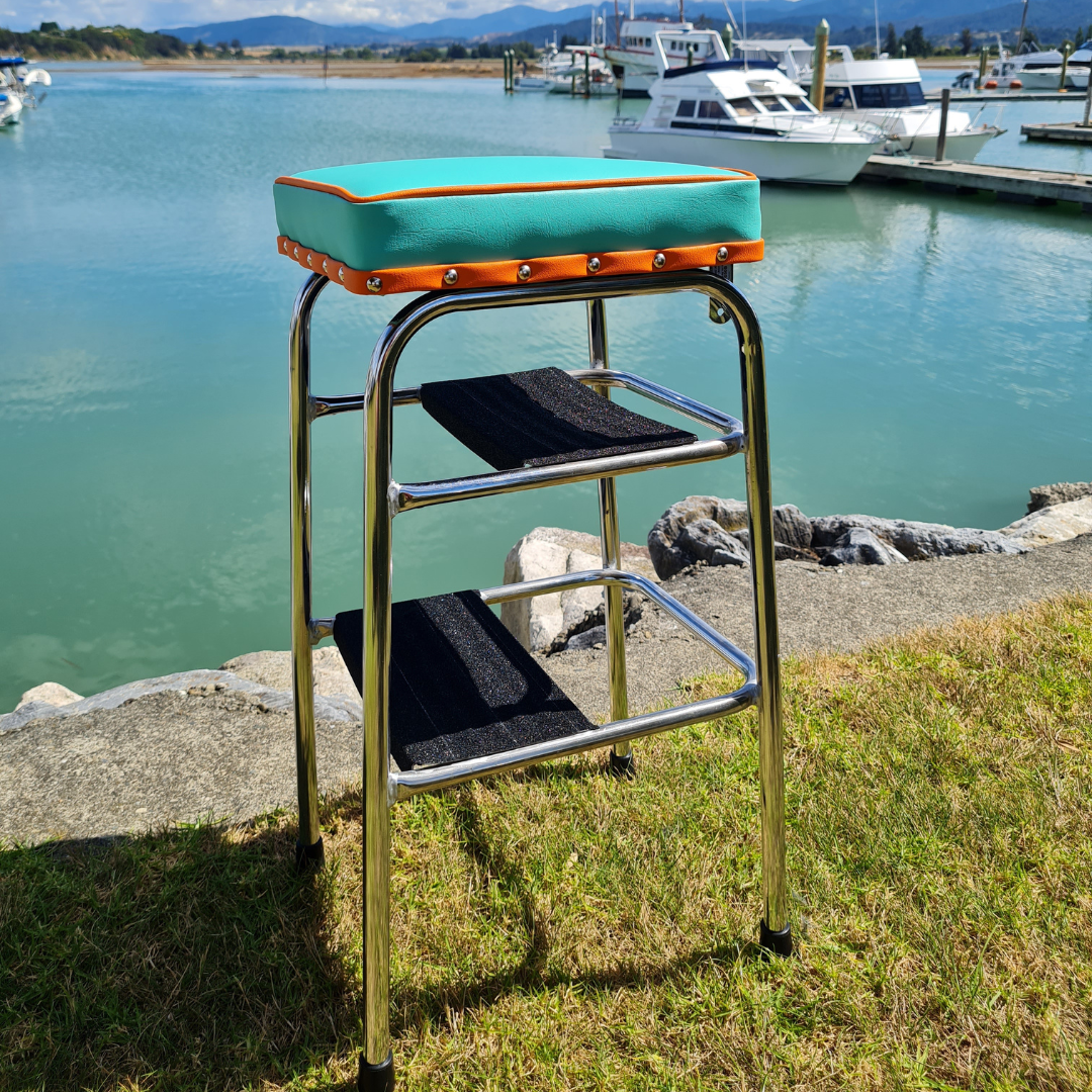 Retro Chrome Step Stool - Seat