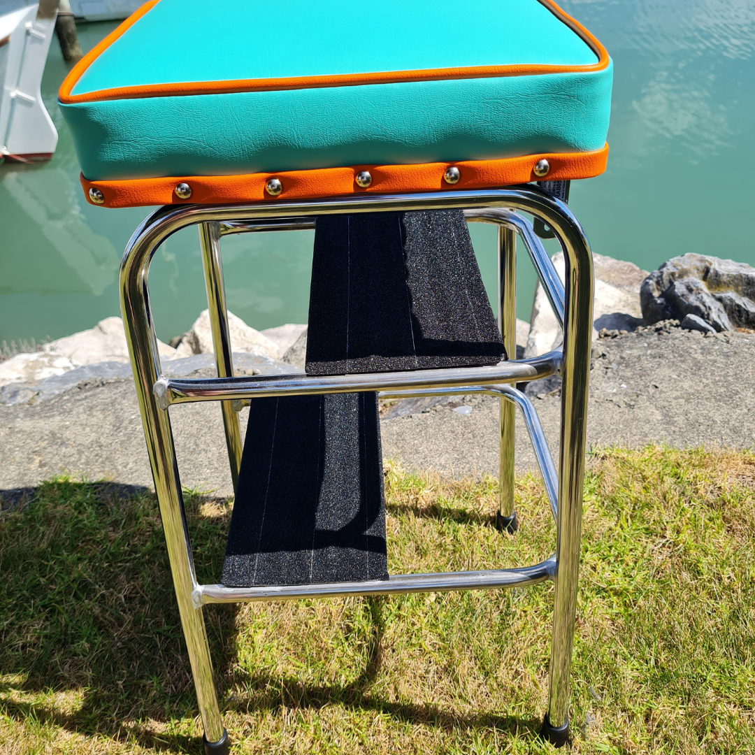 Retro Chrome Step Stool - Seat