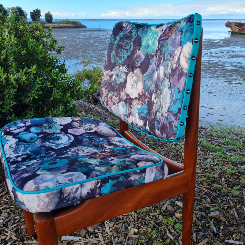 Set of 4 Mid century chairs