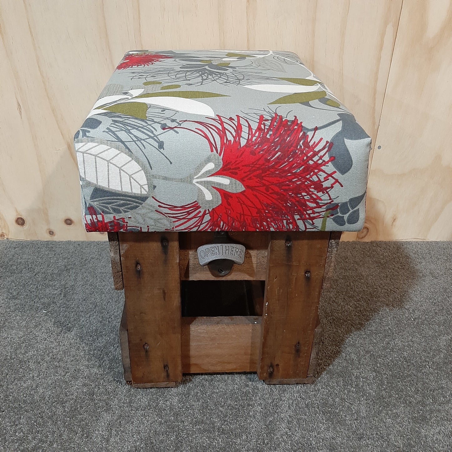 Footstool / Seat ABC Beercrate Base