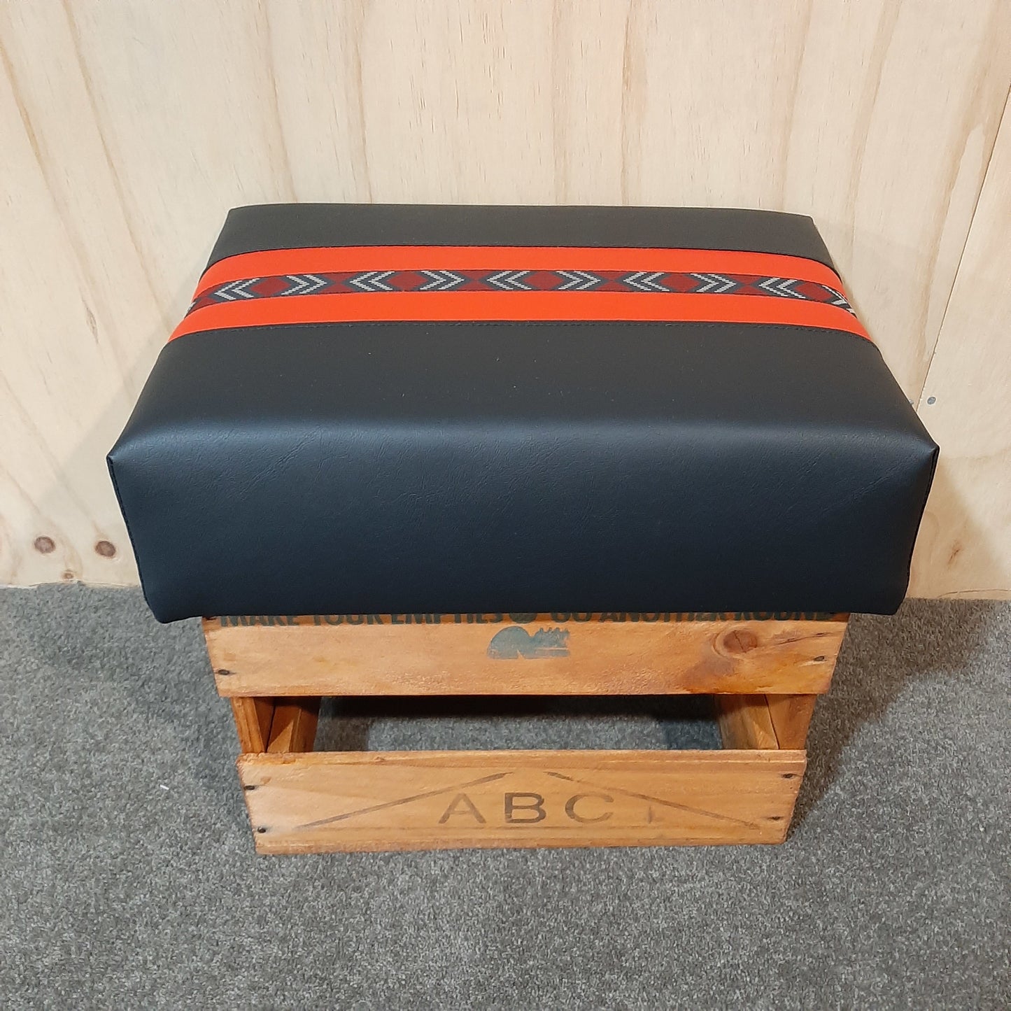 Footstool / Seat ABC Beercrate Base