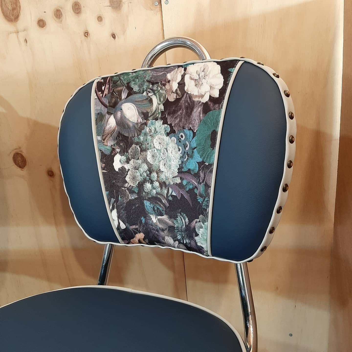 Pair off Retro Kitchen Chair's