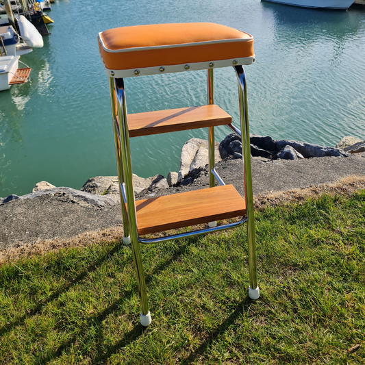 Retro Chrome Step Stool - Seat