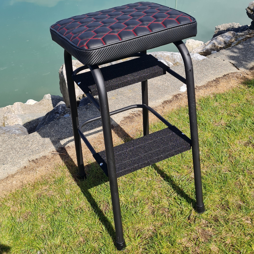 Retro Painted Step Stool - Seat Black