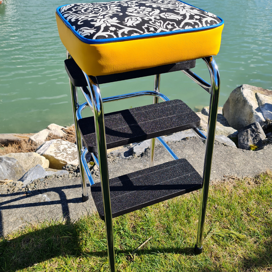 Retro Chrome Step Stool - Seat