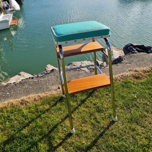 Retro Chrome Step Stool - Seat