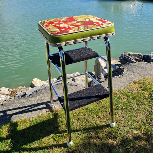 Retro Chrome Step Stool - Seat