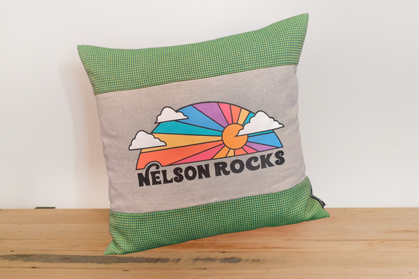 Nelson Rocks Cushion Cover / Gili - Frog