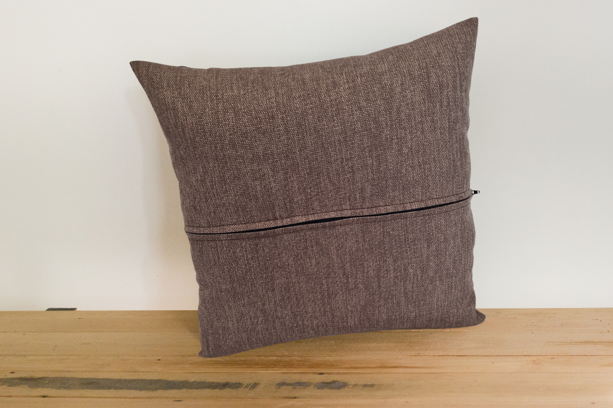 Bottlebrush / Callistemon Cushion Cover - Pebble Border