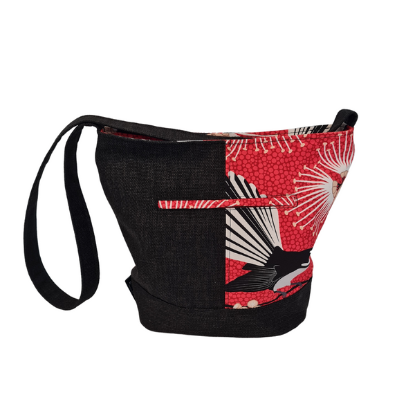 Bucket bag - Red Pīwakawaka - Fantails - Shoulder Bag