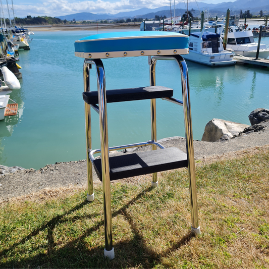 Retro Chrome Step Stool - Seat
