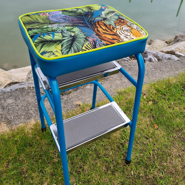 Retro painted Step Stool - Seat - Tiger & Parrot