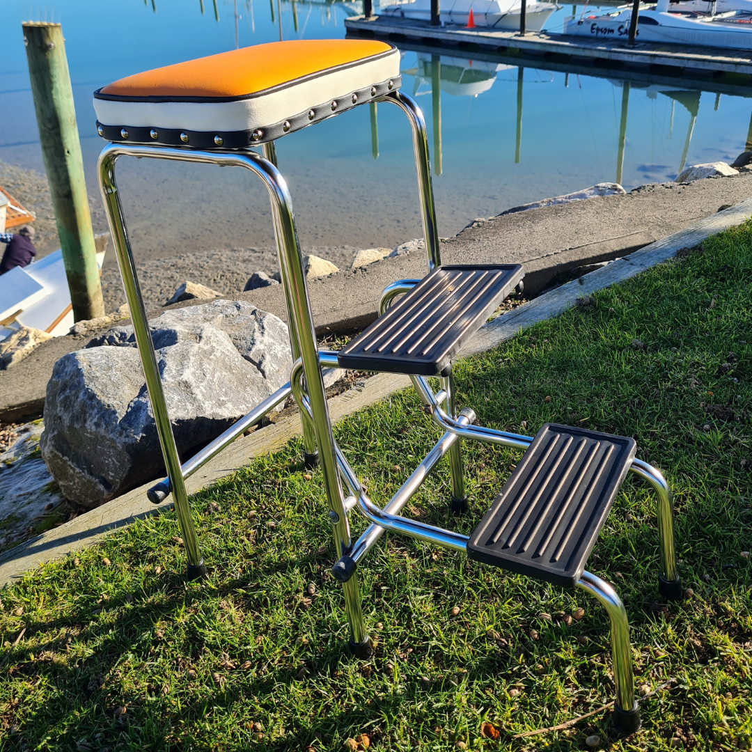 Retro Chrome Step Stool - Seat