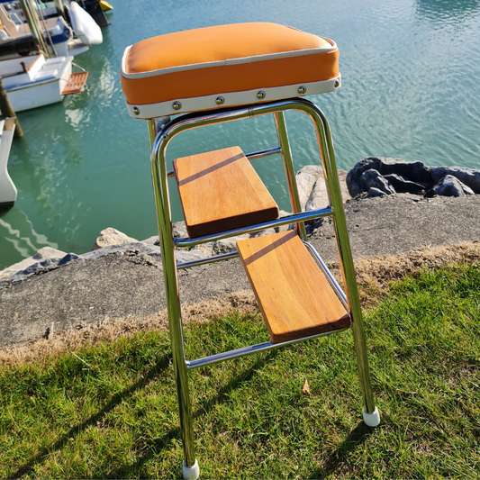 Retro Chrome Step Stool - Seat