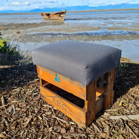 Footstool / Seat ABC Beercrate Base