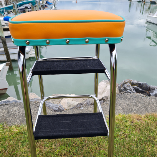 Retro Chrome Step Stool - Seat