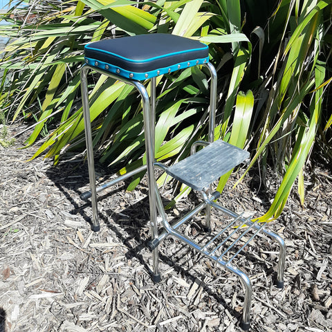 Retro Chrome Step Stool - Seat