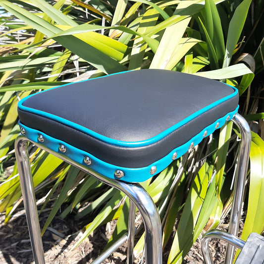Retro Chrome Step Stool - Seat
