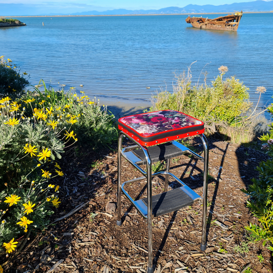 Retro Chrome Stool - Seat