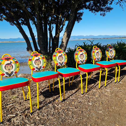 Wahine set of 6 retro chairs