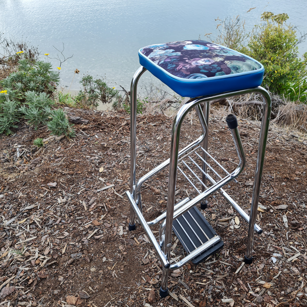 Retro Chrome Step Stool - Seat